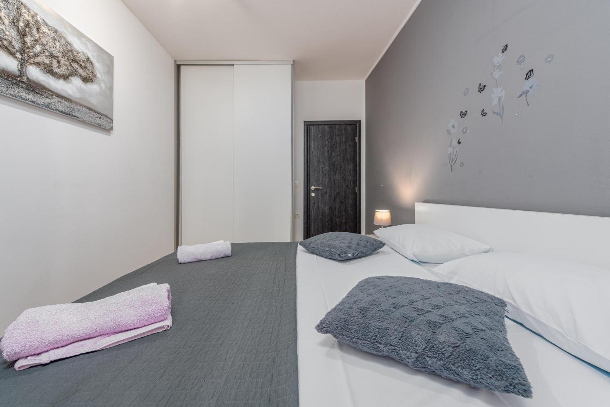 Floyd Apartment Bibinje Bagian luar foto